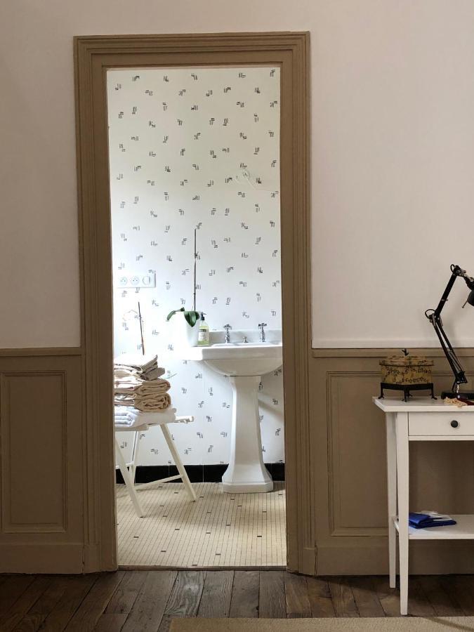 Beautifully Renovated Rooms On Place New York Angouleme Ngoại thất bức ảnh